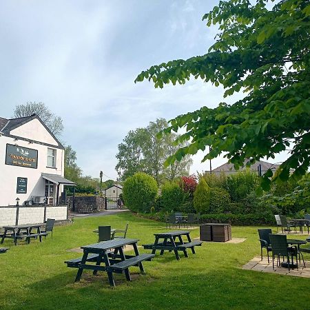 The Ynyscedwyn Arms Hotel Σουόνσι Εξωτερικό φωτογραφία