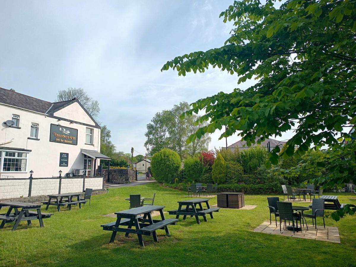 The Ynyscedwyn Arms Hotel Σουόνσι Εξωτερικό φωτογραφία